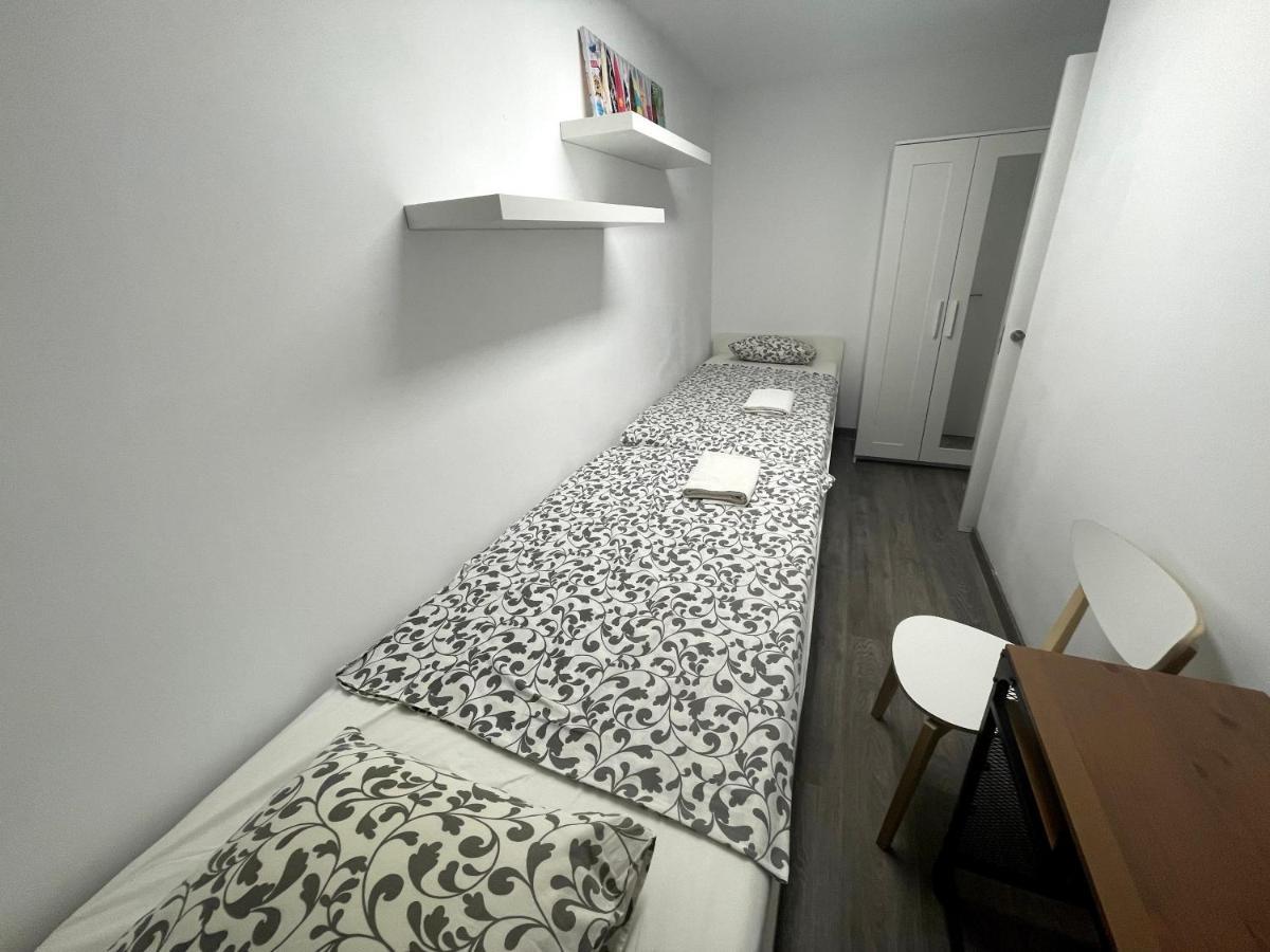 Sant Adria Beach Apartment Wi-Fi Parking Free Sant Adria de Besos Eksteriør bilde